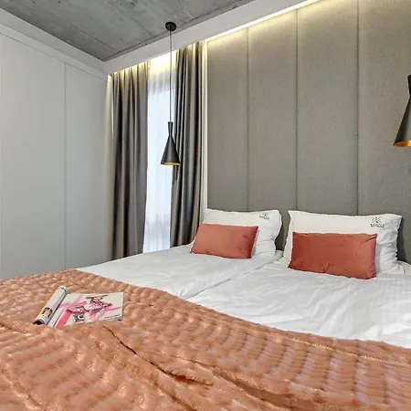 Equus Apart Otel 4*