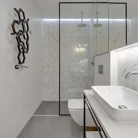 Equus Apart Otel