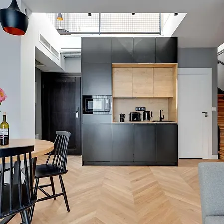 Equus Apart Otel 4*