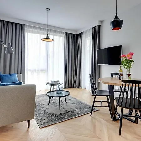 Aparthotel Equus