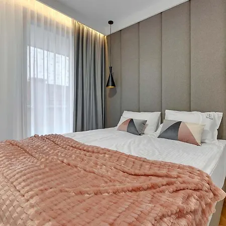 Aparthotel Equus