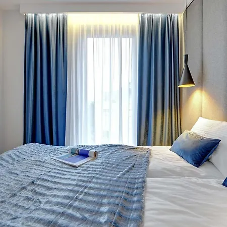 Aparthotel Equus