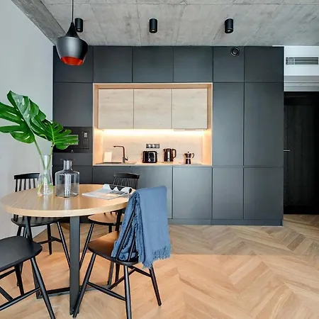 Aparthotel Equus