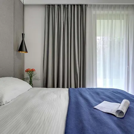 Equus Aparthotel 3*