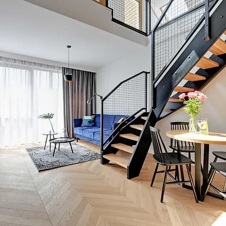 Equus מלון דירות